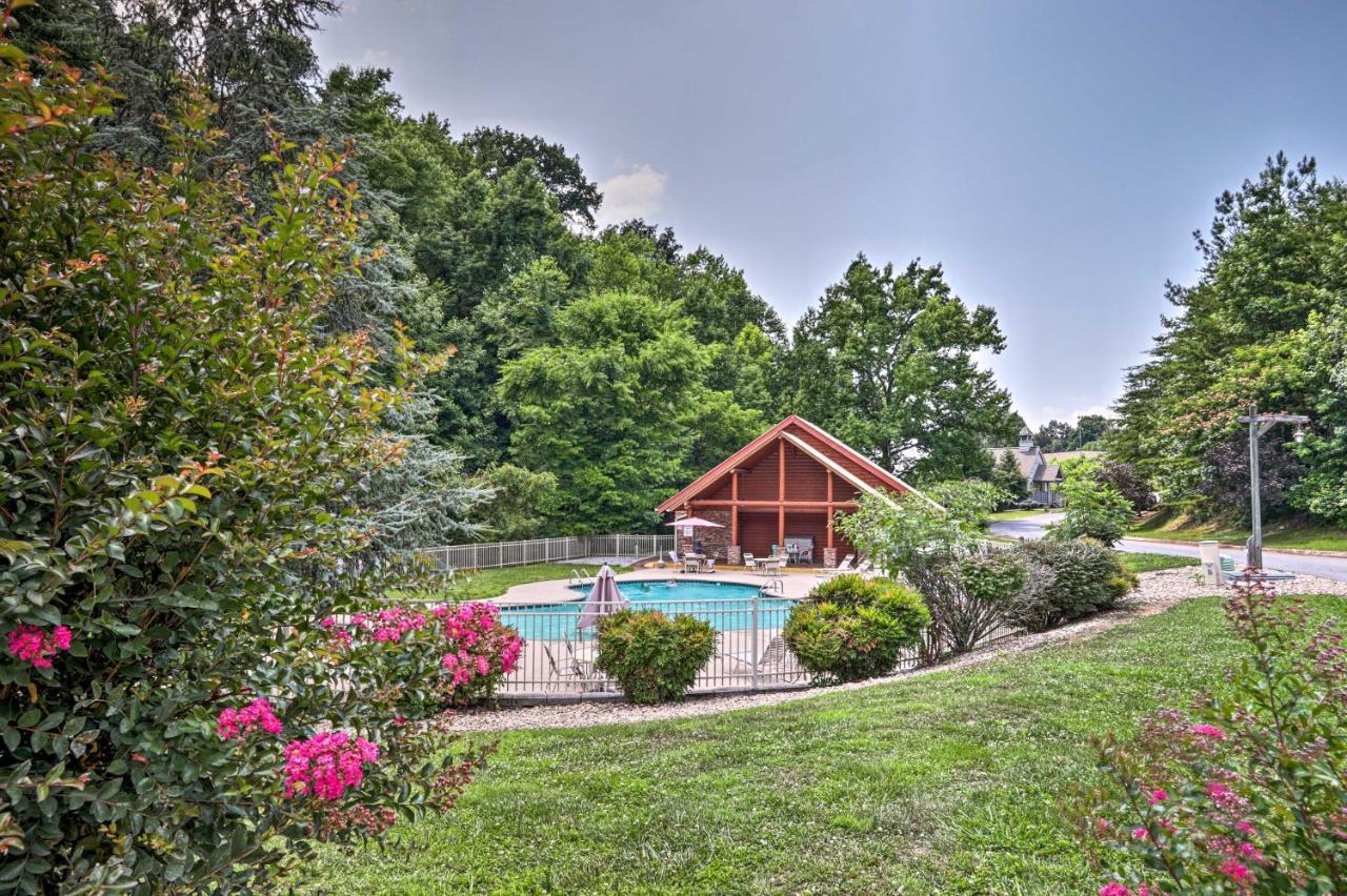 Pigeon Forge Getaway With Covered Patio And Hot Tub! Exterior photo