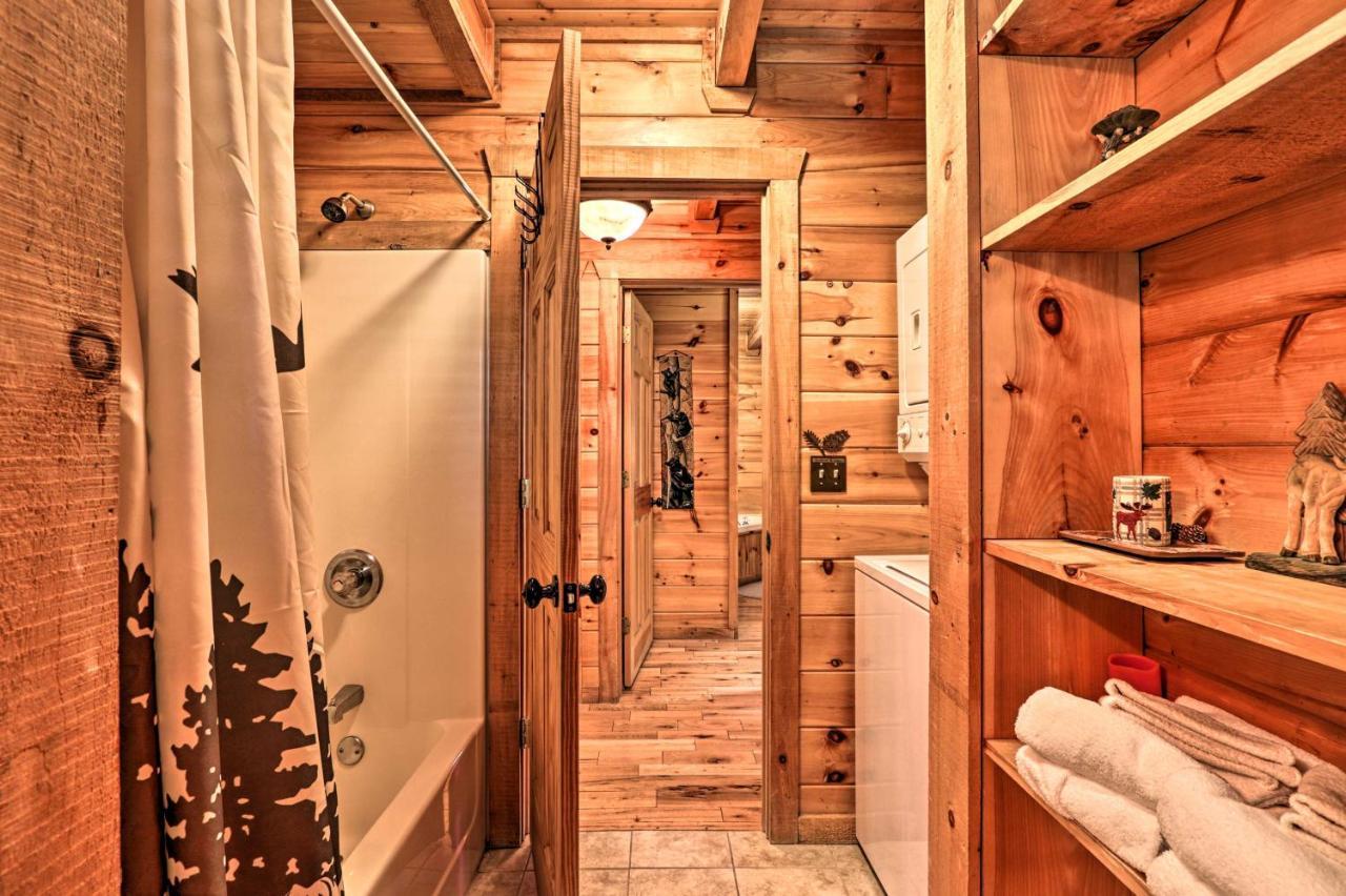 Pigeon Forge Getaway With Covered Patio And Hot Tub! Exterior photo