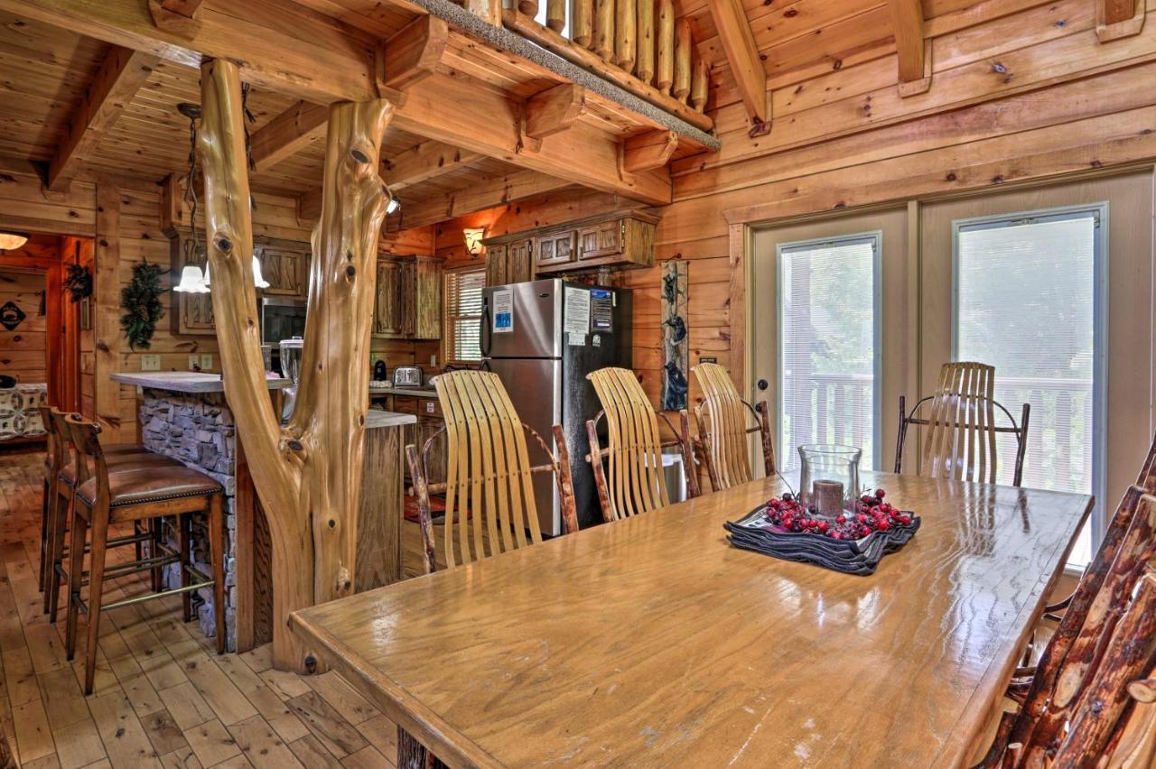 Pigeon Forge Getaway With Covered Patio And Hot Tub! Exterior photo