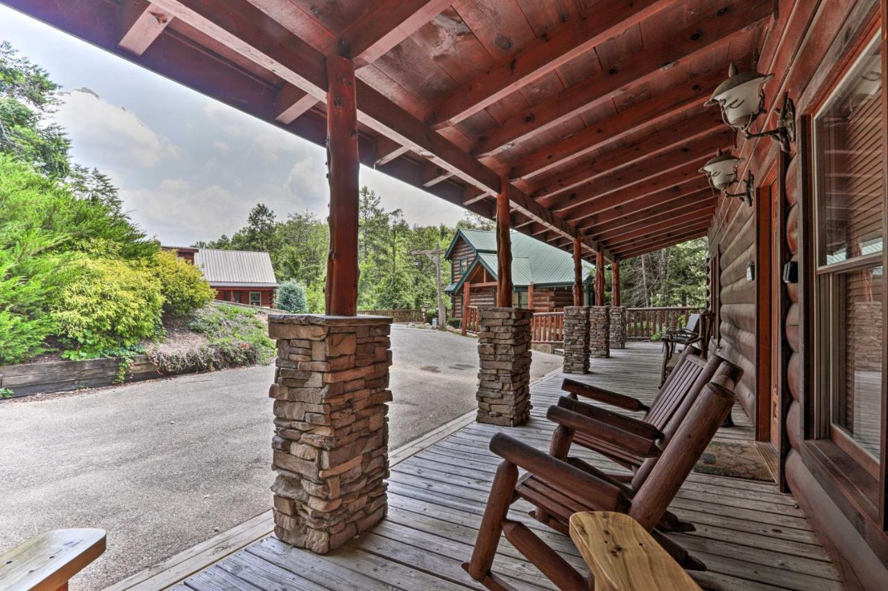 Pigeon Forge Getaway With Covered Patio And Hot Tub! Exterior photo